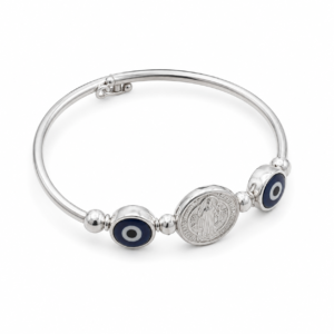 Bracelete Prateado com Medalha Religiosa e Olho Grego Azul