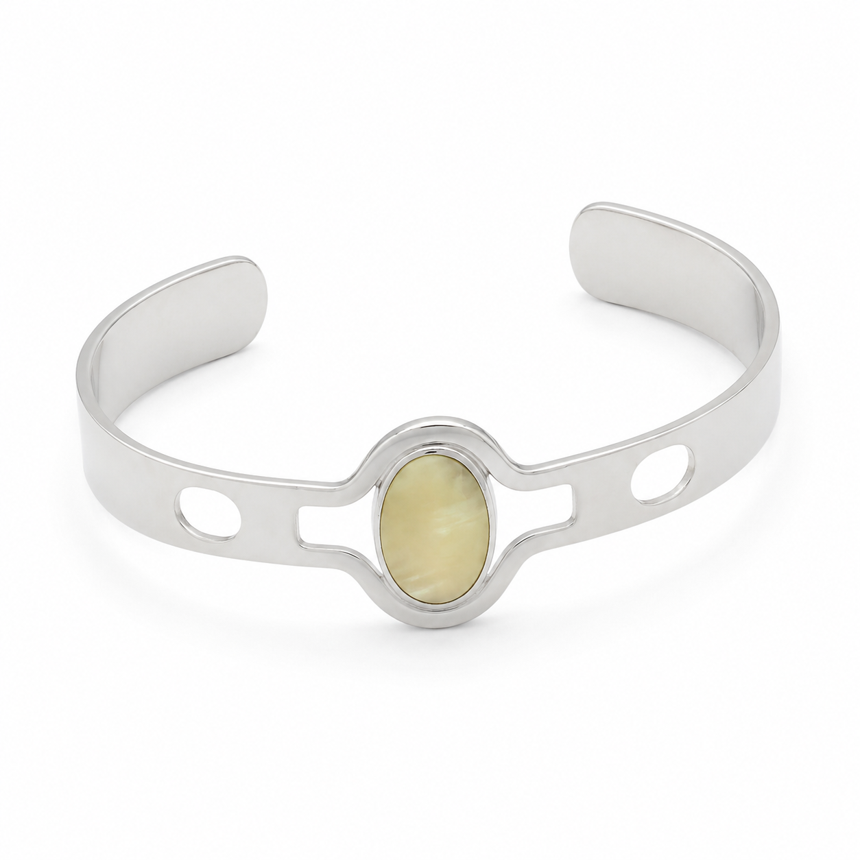 Bracelete Prateado com Detalhe Central Oval em Tom Claro e Design Vazado